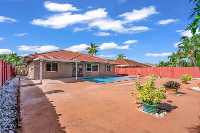 14809 SW 180th St, Miami, FL 33187