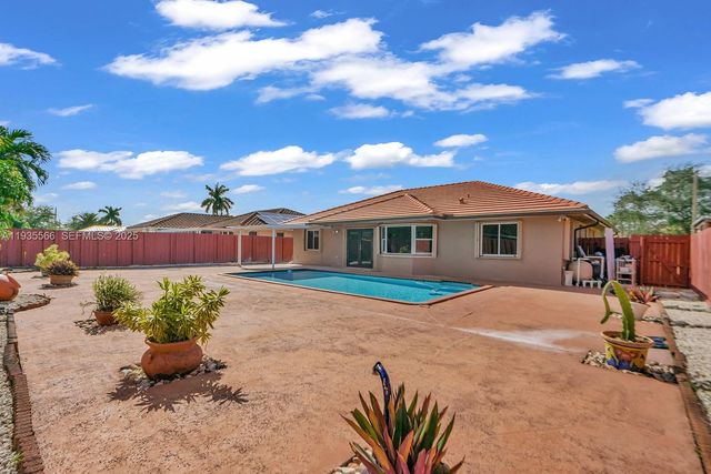 14809 SW 180th St, Miami, FL 33187