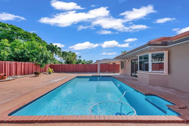 14809 SW 180th St, Miami, FL 33187