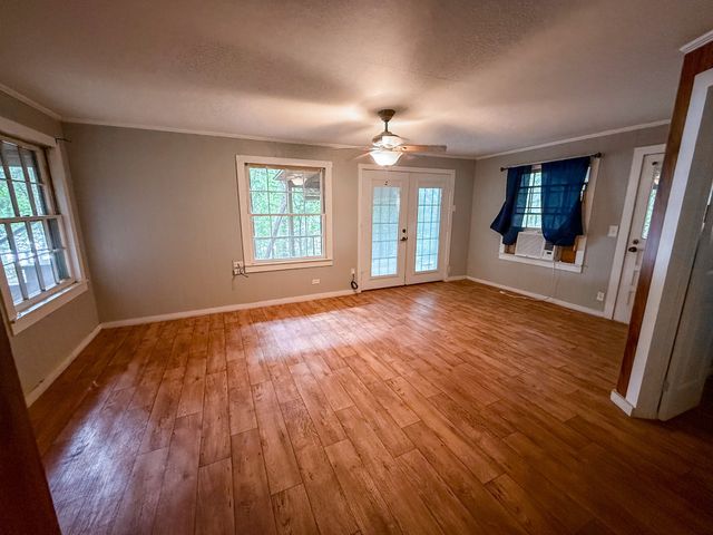 1036 Lake Franklin Dr, Winnsboro, TX 75494