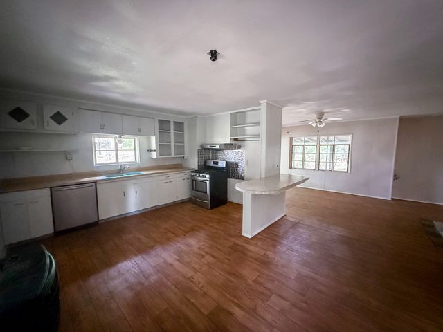 1036 Lake Franklin Dr, Winnsboro, TX 75494