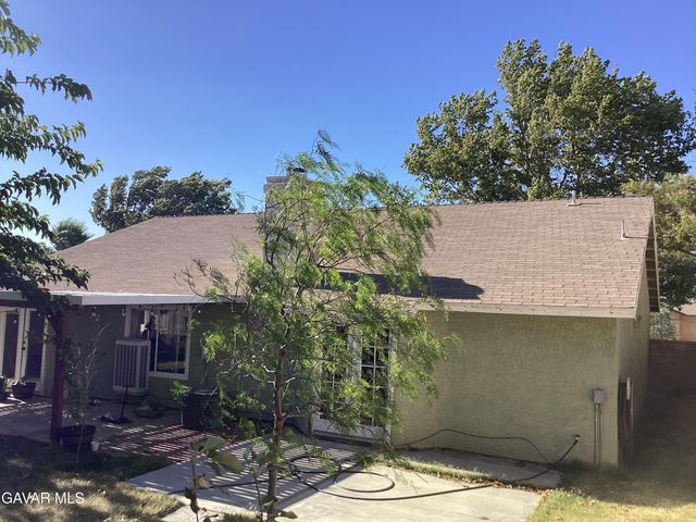 2116 Phlox Avenue, Rosamond, CA 93560