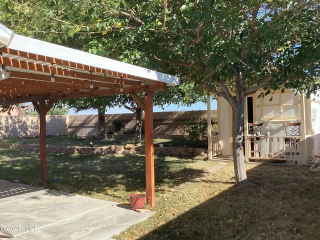 2116 Phlox Avenue, Rosamond, CA 93560