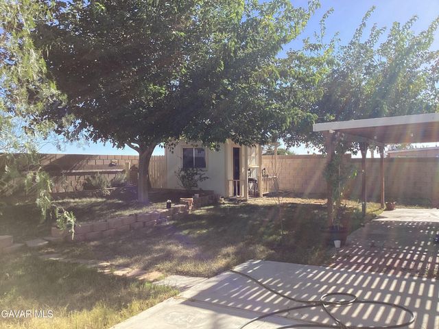 2116 Phlox Avenue, Rosamond, CA 93560