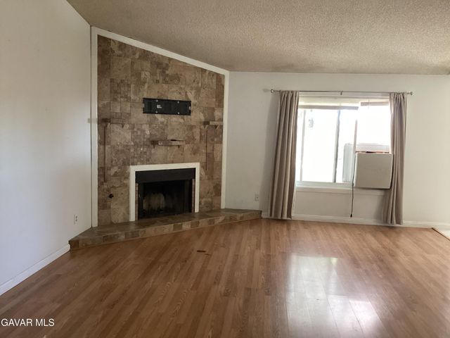 2116 Phlox Avenue, Rosamond, CA 93560