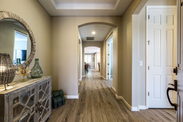 9205 Falls Creek Trail NW, Albuquerque, NM 87120
