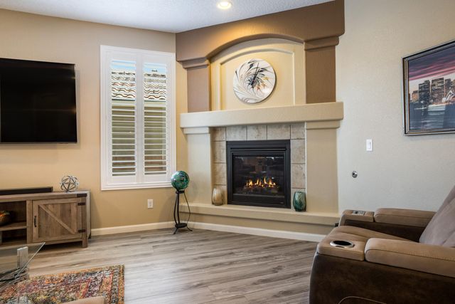9205 Falls Creek Trail NW, Albuquerque, NM 87120