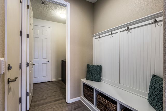 9205 Falls Creek Trail NW, Albuquerque, NM 87120