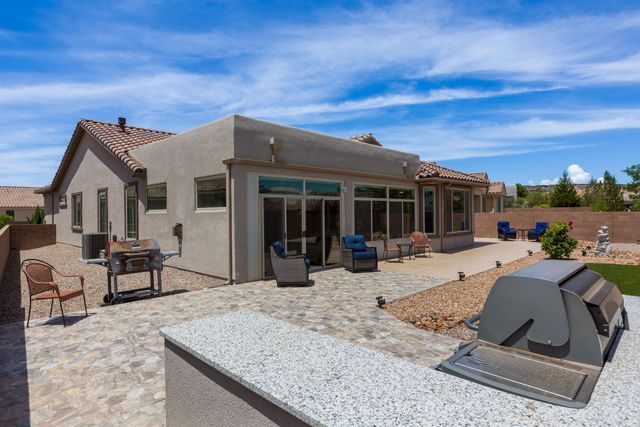 9205 Falls Creek Trail NW, Albuquerque, NM 87120