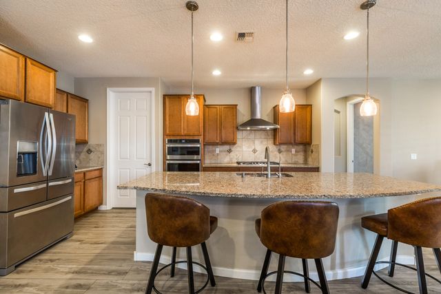 9205 Falls Creek Trail NW, Albuquerque, NM 87120