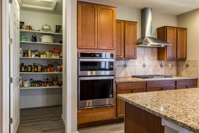 9205 Falls Creek Trail NW, Albuquerque, NM 87120