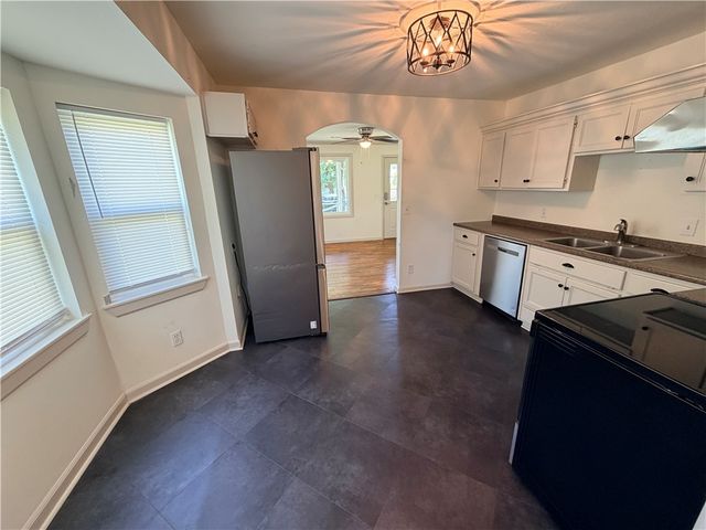 320 S Garrett Street, Siloam Springs, AR 72761