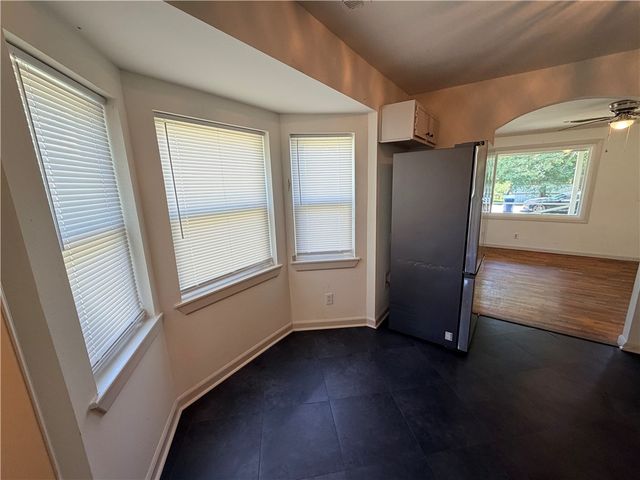 320 S Garrett Street, Siloam Springs, AR 72761