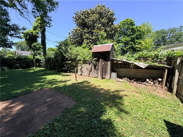 320 S Garrett Street, Siloam Springs, AR 72761