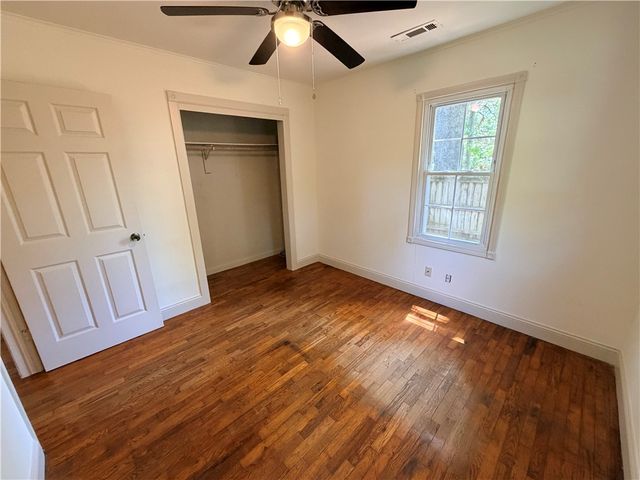 320 S Garrett Street, Siloam Springs, AR 72761