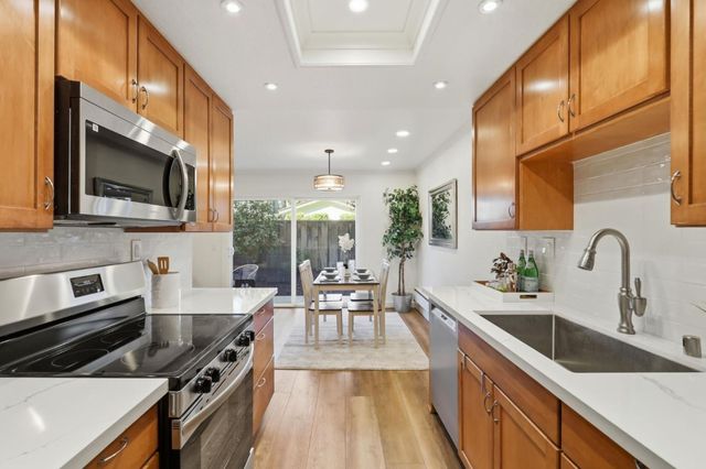 710 Winstead Court, Sunnyvale, CA 94087