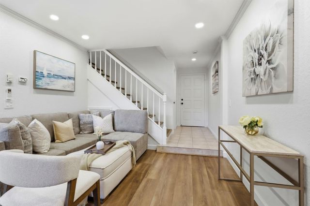 710 Winstead Court, Sunnyvale, CA 94087