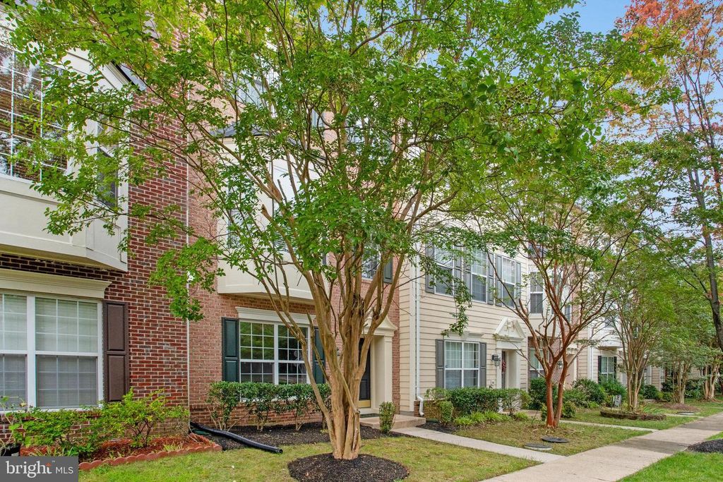 4903 CHASTE TREE PL, Woodbridge, VA 22192