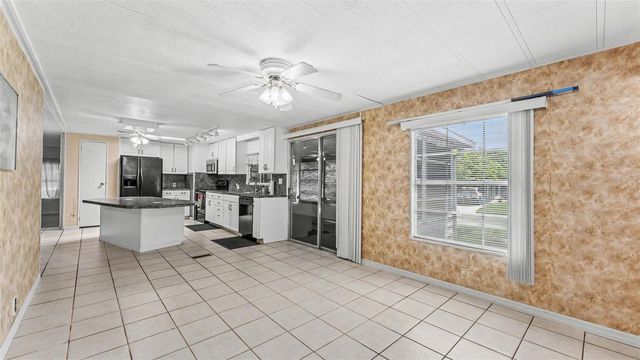 1610 REYNOLDS ROAD 128, Lakeland, FL 33801