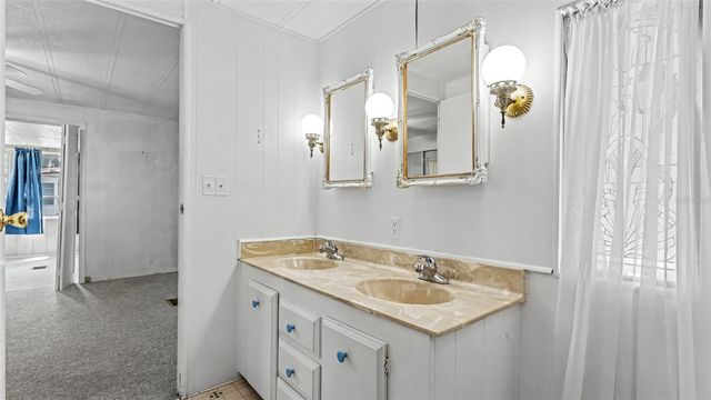 1610 REYNOLDS ROAD 128, Lakeland, FL 33801