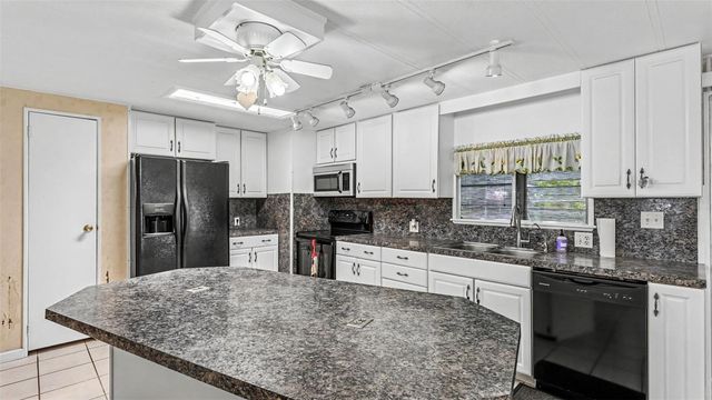 1610 REYNOLDS ROAD 128, Lakeland, FL 33801