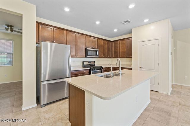 17182 S Emerald Vista Drive, Vail, AZ 85641