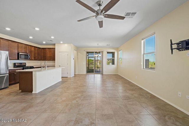 17182 S Emerald Vista Drive, Vail, AZ 85641
