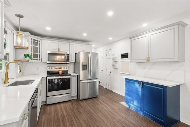 21 Potter Ave 3, Plainville, MA 02762