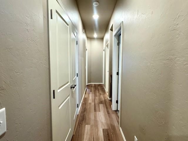 923 Coles Creek, Yukon, OK 73099