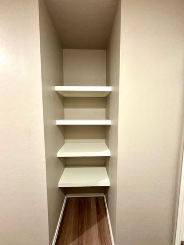 923 Coles Creek, Yukon, OK 73099