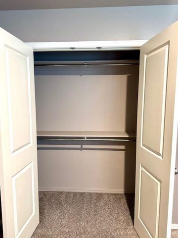 923 Coles Creek, Yukon, OK 73099