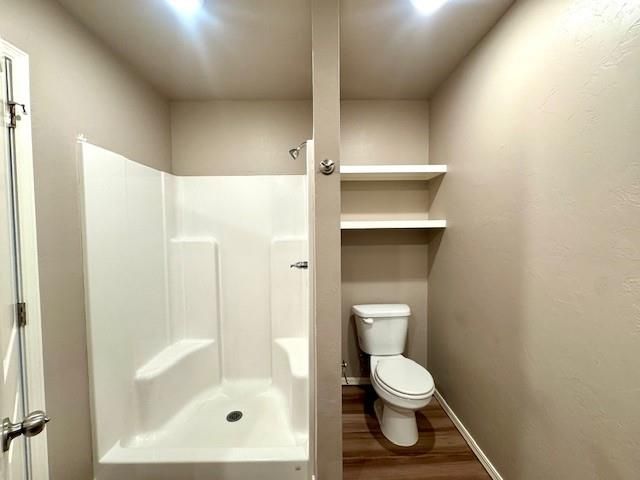 923 Coles Creek, Yukon, OK 73099