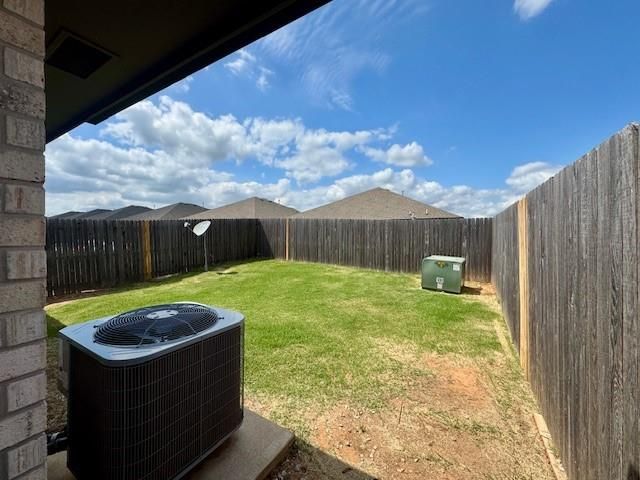 923 Coles Creek, Yukon, OK 73099