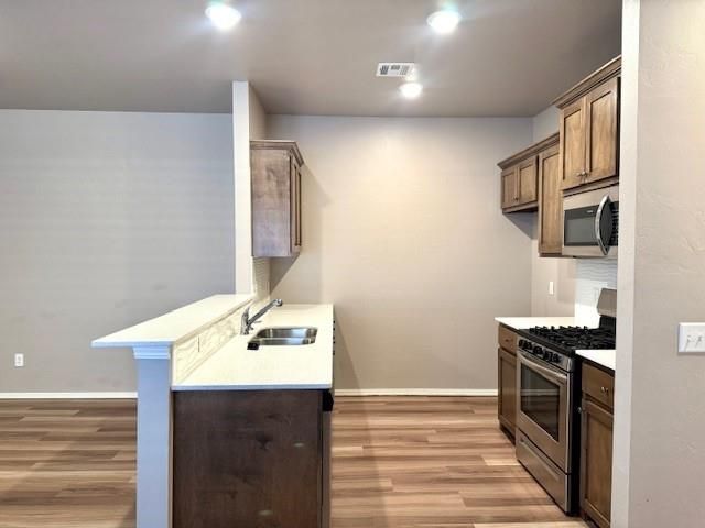 923 Coles Creek, Yukon, OK 73099