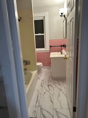 50-50A Kirtland St, Lynn, MA 01905