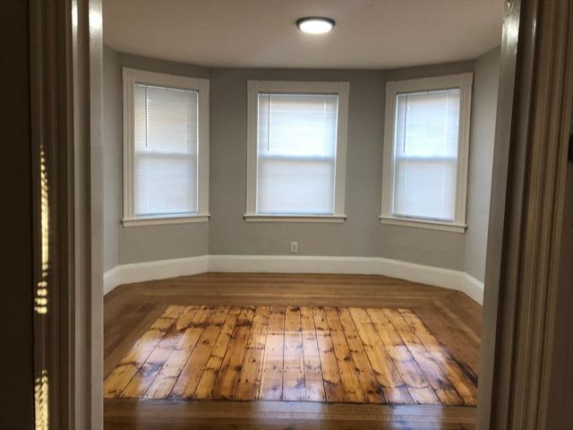 50-50A Kirtland St, Lynn, MA 01905