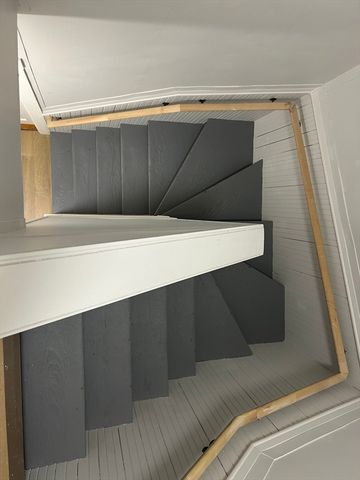 50-50A Kirtland St, Lynn, MA 01905