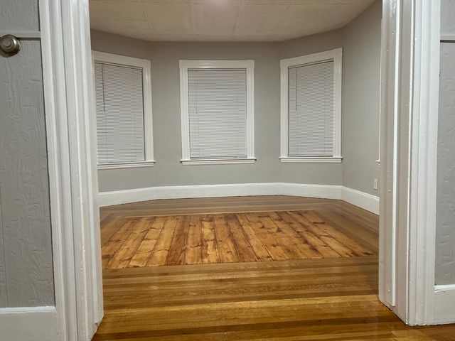 50-50A Kirtland St, Lynn, MA 01905