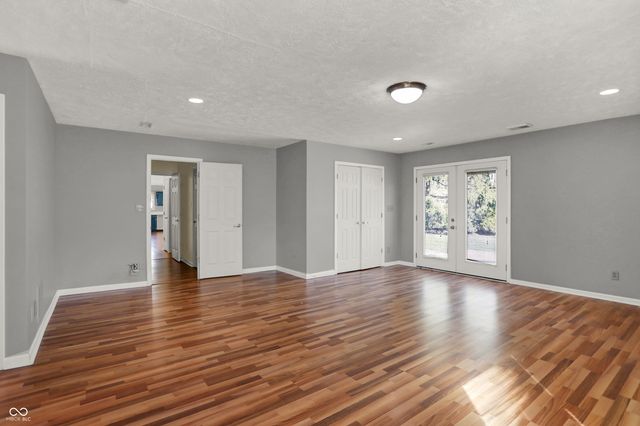 8020 Christiana Way, Indianapolis, IN 46256