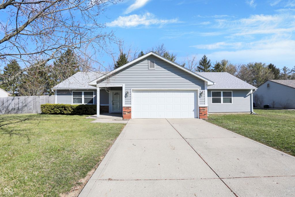 8020 Christiana Way, Indianapolis, IN 46256