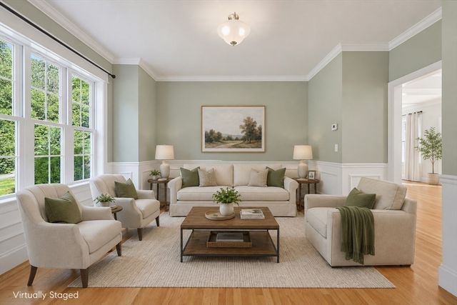 22 Chamberlains Mill Ln, Groton, MA 01450