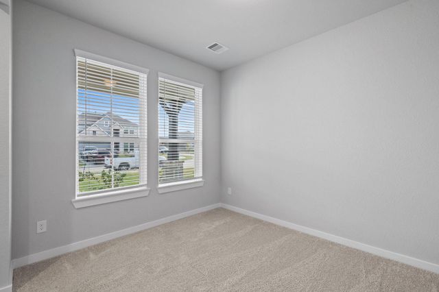 345 Spruce Oak Lane, Waller, TX 77484