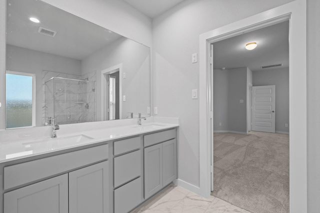 345 Spruce Oak Lane, Waller, TX 77484