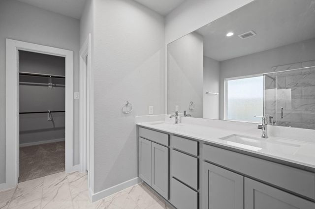 345 Spruce Oak Lane, Waller, TX 77484