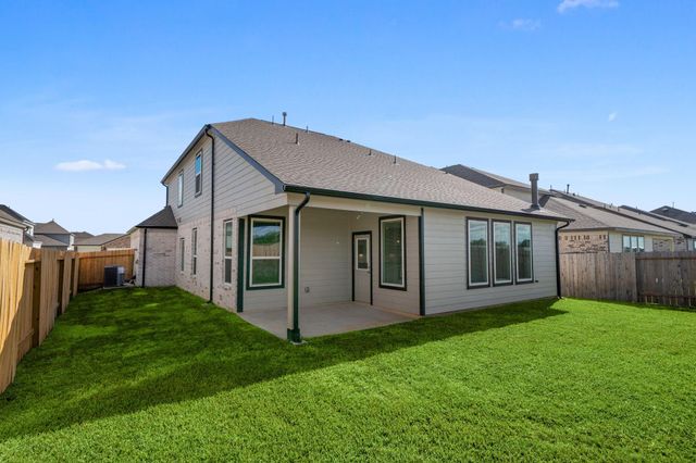 345 Spruce Oak Lane, Waller, TX 77484