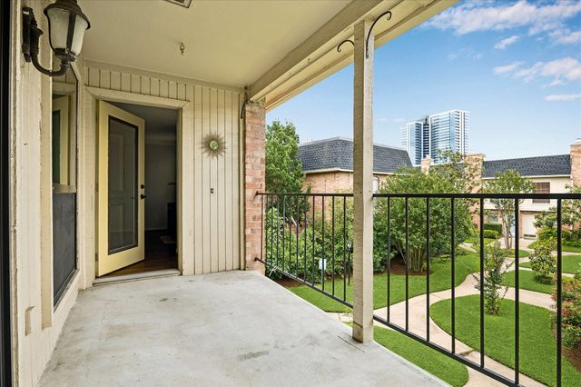 1601 S Shepherd Drive 272, Houston, TX 77019