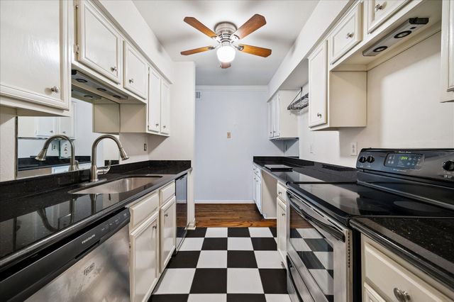 1601 S Shepherd Drive 272, Houston, TX 77019