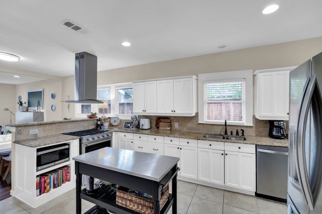 4704 Birchman Avenue, Fort Worth, TX 76107