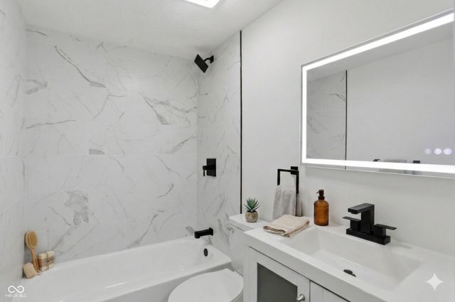 11610 Whidbey Drive, Indianapolis, IN 46229