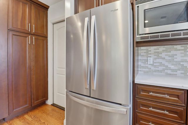 124 Hollycrest Drive, Los Gatos, CA 95032